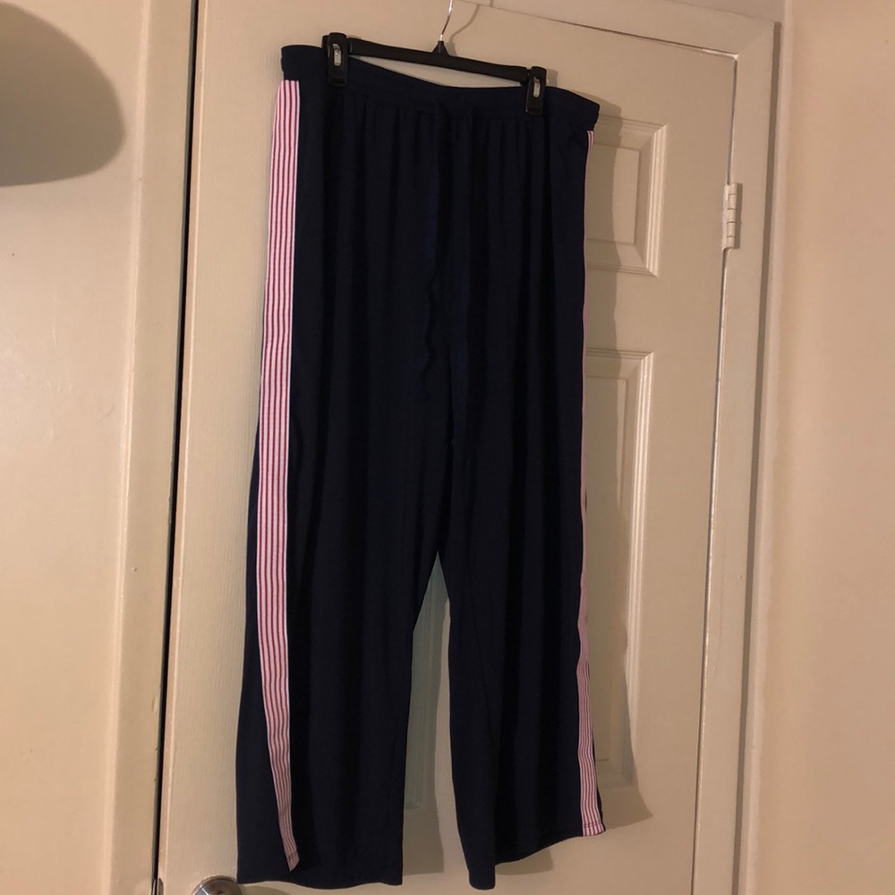 Baggy lounge pants